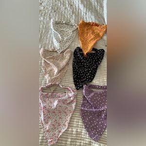 Set of 6 Bandana headbands(see pics) various colors and patterns